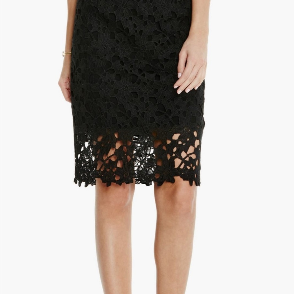 Vince Camuto Nordstrom black eyelet lace floral design pencil skirt size 4